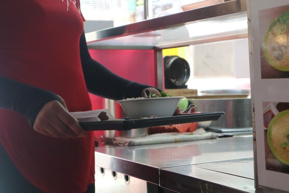 內用點餐流程步驟 2：自助取餐