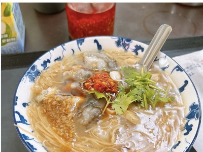 低調小蝸牛在油庫口蚵仔麵線的用餐照片